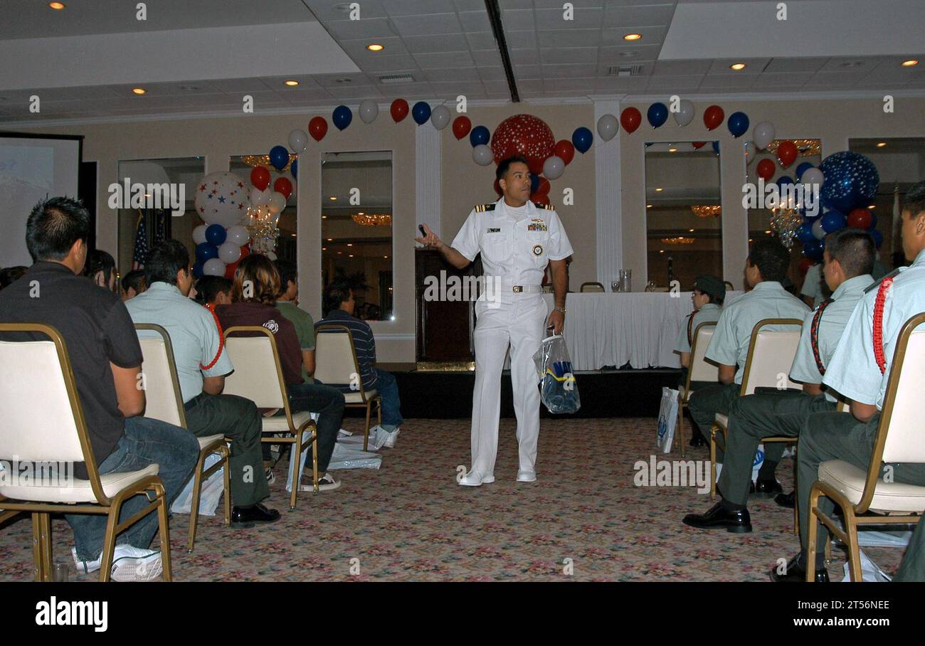 Calif., Engineering, Hispanic American Science, Hispanic Engineer National Achievement Awards Corporation (HENAAC) Konferenz, Junior Reserve OfficerХs Training Corps (JROTC), Navy Programme und Leistungen, Programme Officer, san diego, Technologie- und Mathematikexperten Stockfoto