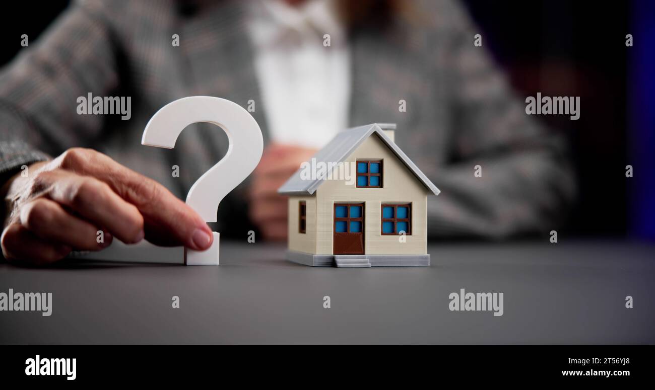 Das Immobilienhaus in Frage stellen: Hypothekenberatung und Mark Stockfoto
