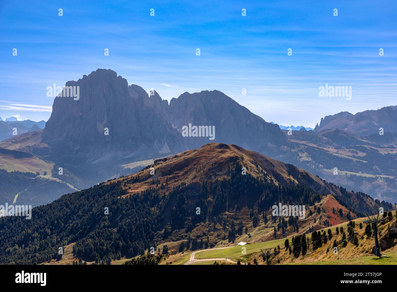 Blick vom Seceda auf Langkofel und Plattkofel, Gröden, Südtirol Stockfoto