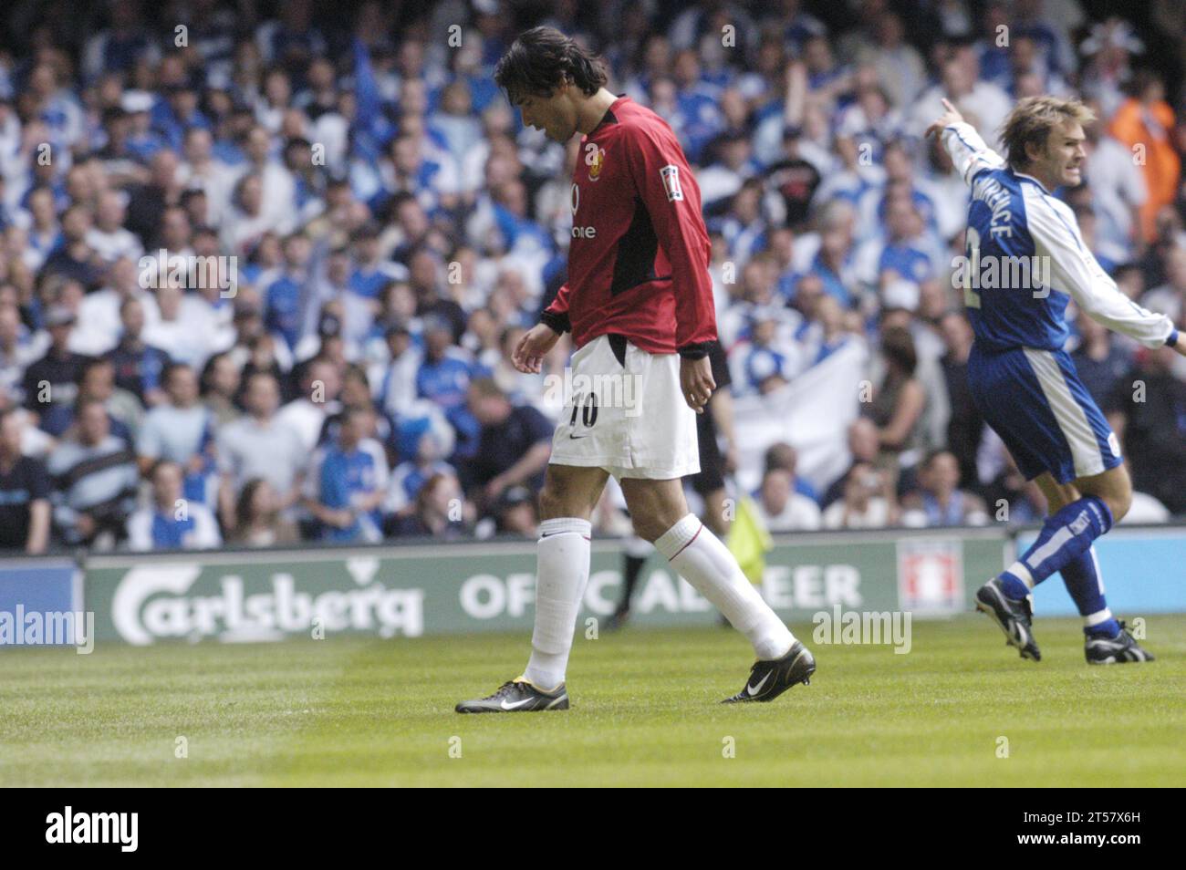 Ruud van Nistelrooy – vor dem FA Cup Finale 2004, Manchester United gegen Millwall, 22. Mai 2004. Man United gewann das Spiel mit 3:0. Foto: ROB WATKINS Stockfoto