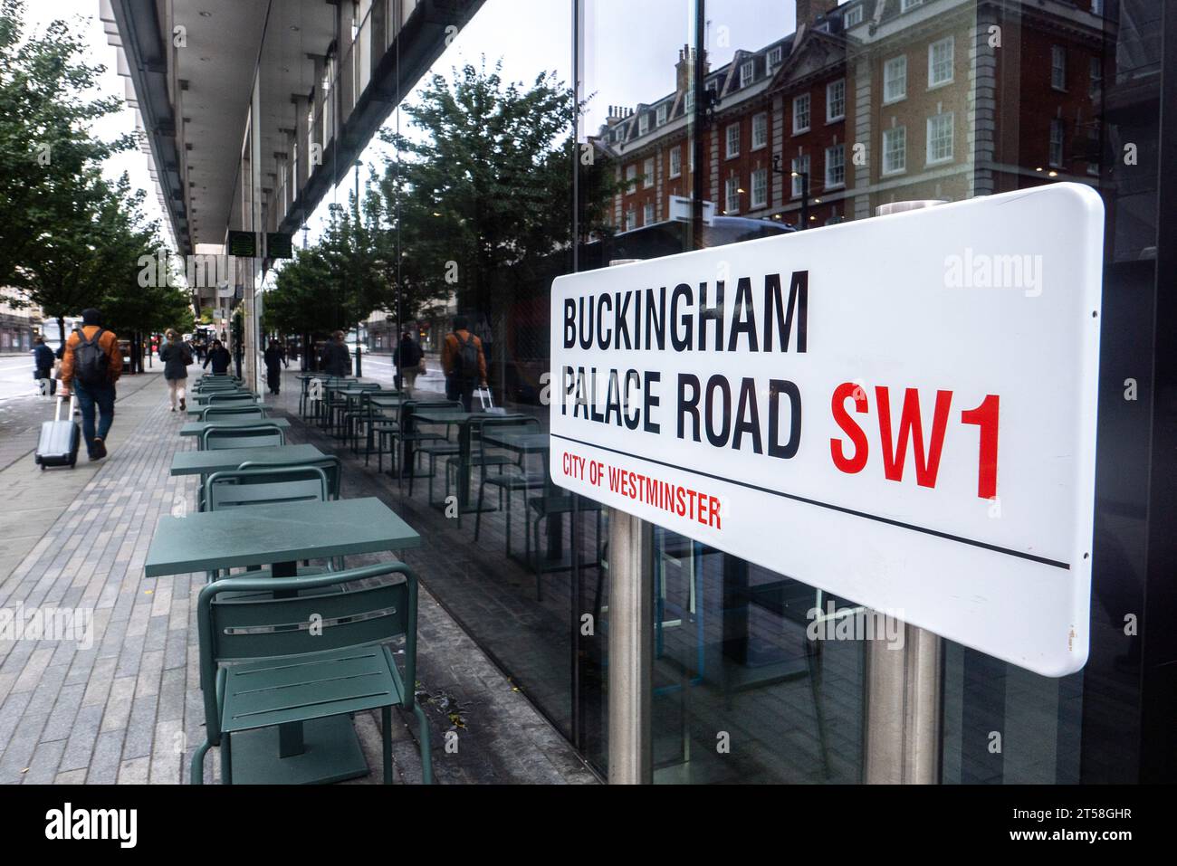 London, England. Ein Straßenschild mit der Aufschrift Buckingham Palace Road in SW1 in Central London, England am 2. November 2023. Quelle: SMP News / Alamy Liv Stockfoto