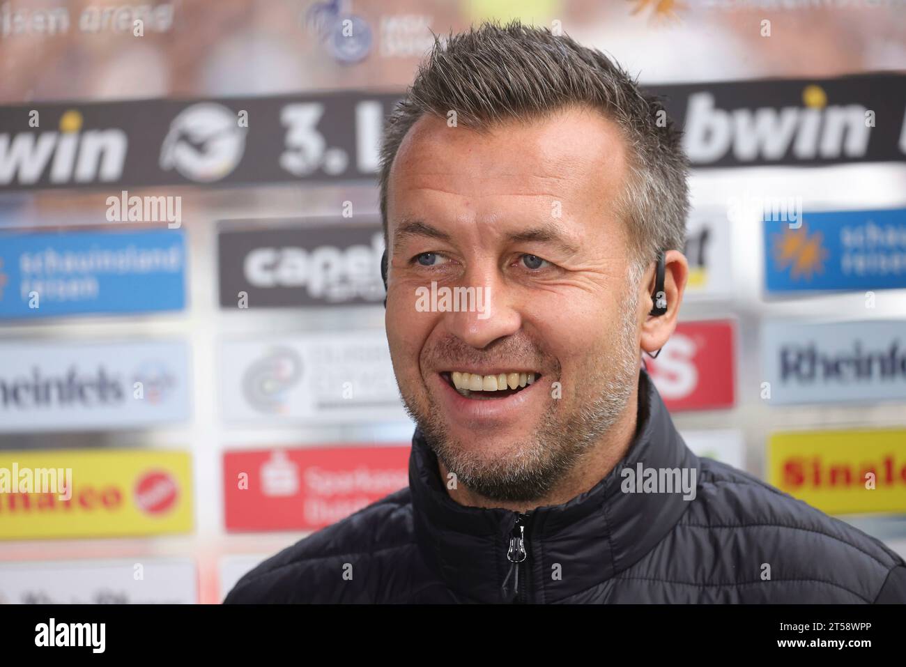 Essen, Deutschland. Oktober 2023. firo: 28. Oktober 2023 Fußball, Fußball, Männer 3. Liga 3. Liga MSV Duisburg - RWE RW Essen Christoph Dabrowski Portraittrainer RWE/dpa/Alamy Live News Stockfoto