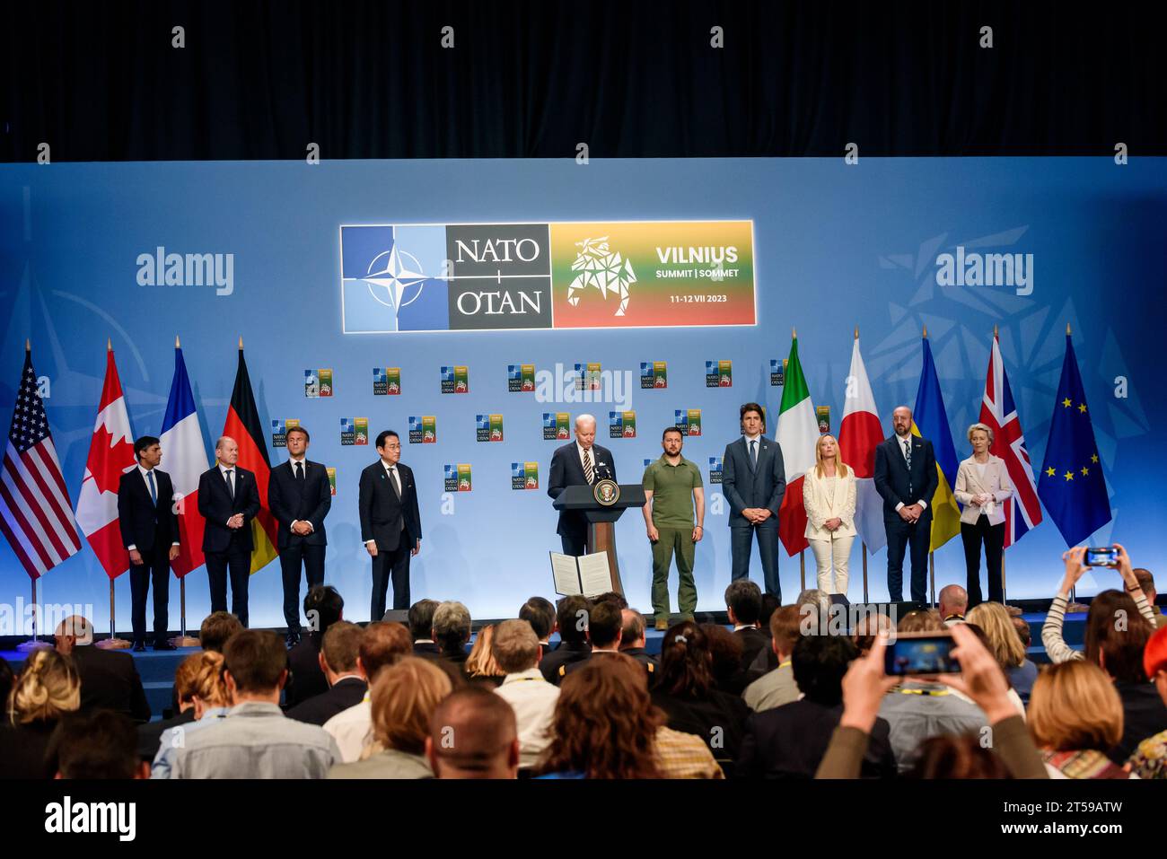 VILNIUS, LITAUEN. Juli 2023. Die Staats- und Regierungschefs der G7 kündigen während des NATO-GIPFELS 2023 eine gemeinsame Unterstützungserklärung für die Ukraine an Stockfoto