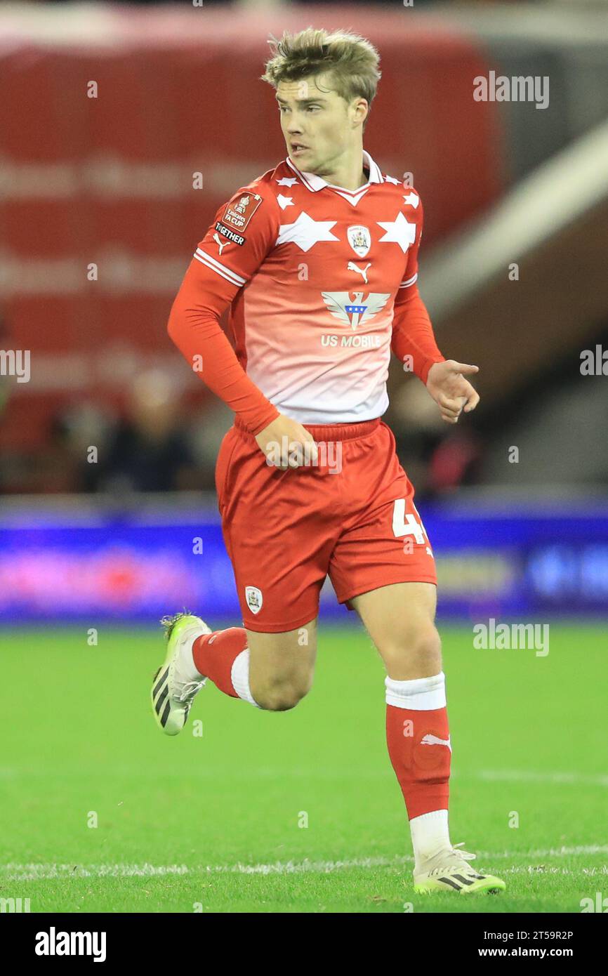 Luca Connell #48 von Barnsley während des 1. Runde Matches Barnsley gegen Horsham FC in Oakwell, Barnsley, Großbritannien. November 2023. (Foto: Alfie Cosgrove/News Images) in Barnsley, Großbritannien am 11.4.2023. (Foto: Alfie Cosgrove/News Images/SIPA USA) Credit: SIPA USA/Alamy Live News Stockfoto