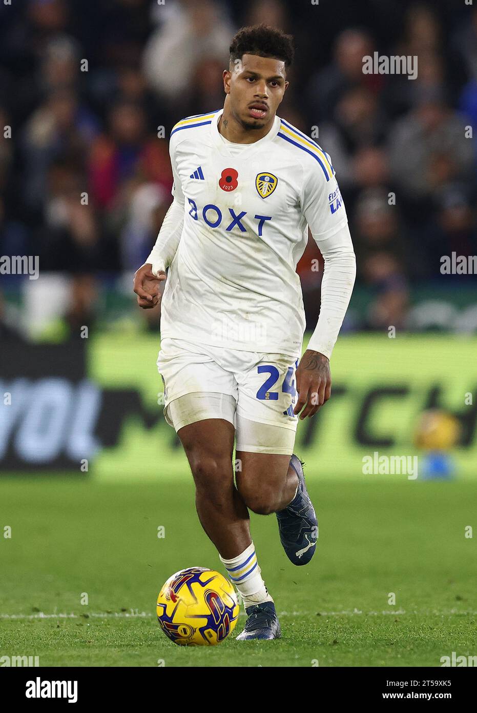 Leicester, Großbritannien. November 2023. Georginio Rutter von Leeds United während des Sky Bet Championship Matches im King Power Stadium in Leicester. Der Bildnachweis sollte lauten: Darren Staples/Sportimage Credit: Sportimage Ltd/Alamy Live News Stockfoto