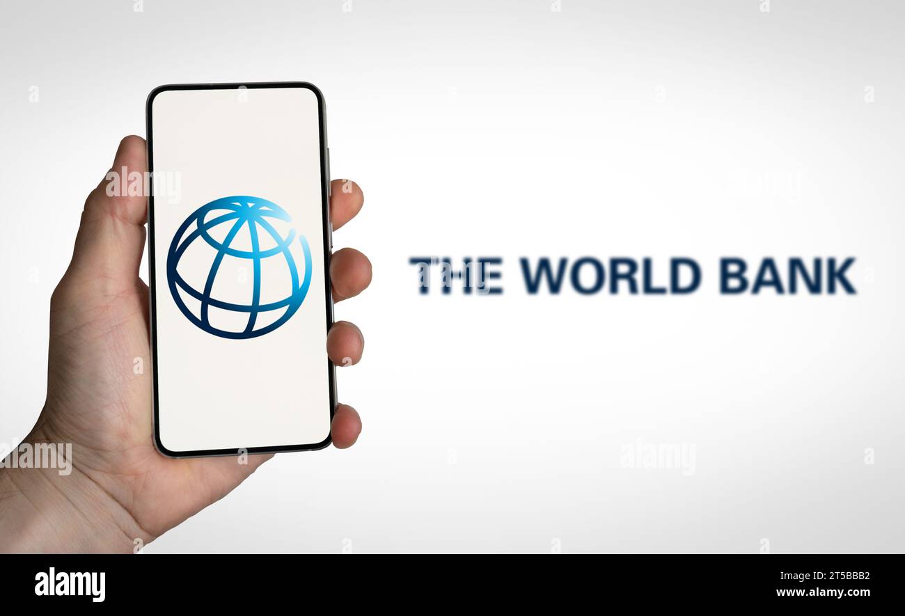 Das auf dem Smartphone angezeigte Logo der Weltbank Stockfoto