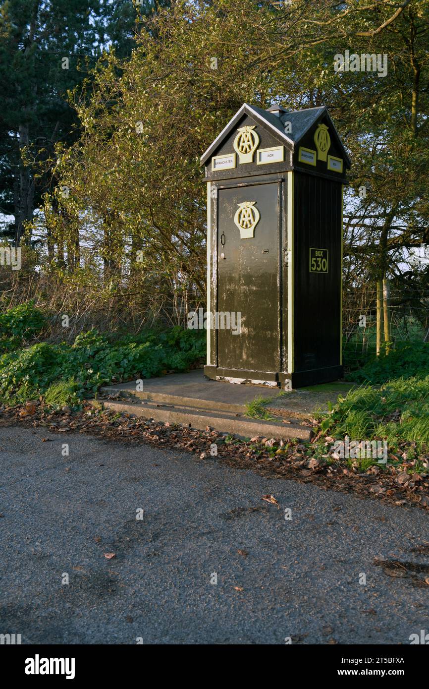 Vintage AA Box am Straßenrand brancaster norfolk england Stockfoto