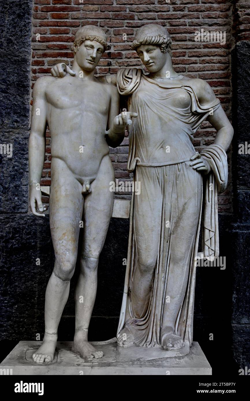 Statue von Orestes und Electra, griechisch-römische Zivilisation, 1. Jahrhundert v. Chr. bis 1. Jahrhundert n. Chr nationales Archäologisches Museum von Neapel Italien. Stockfoto