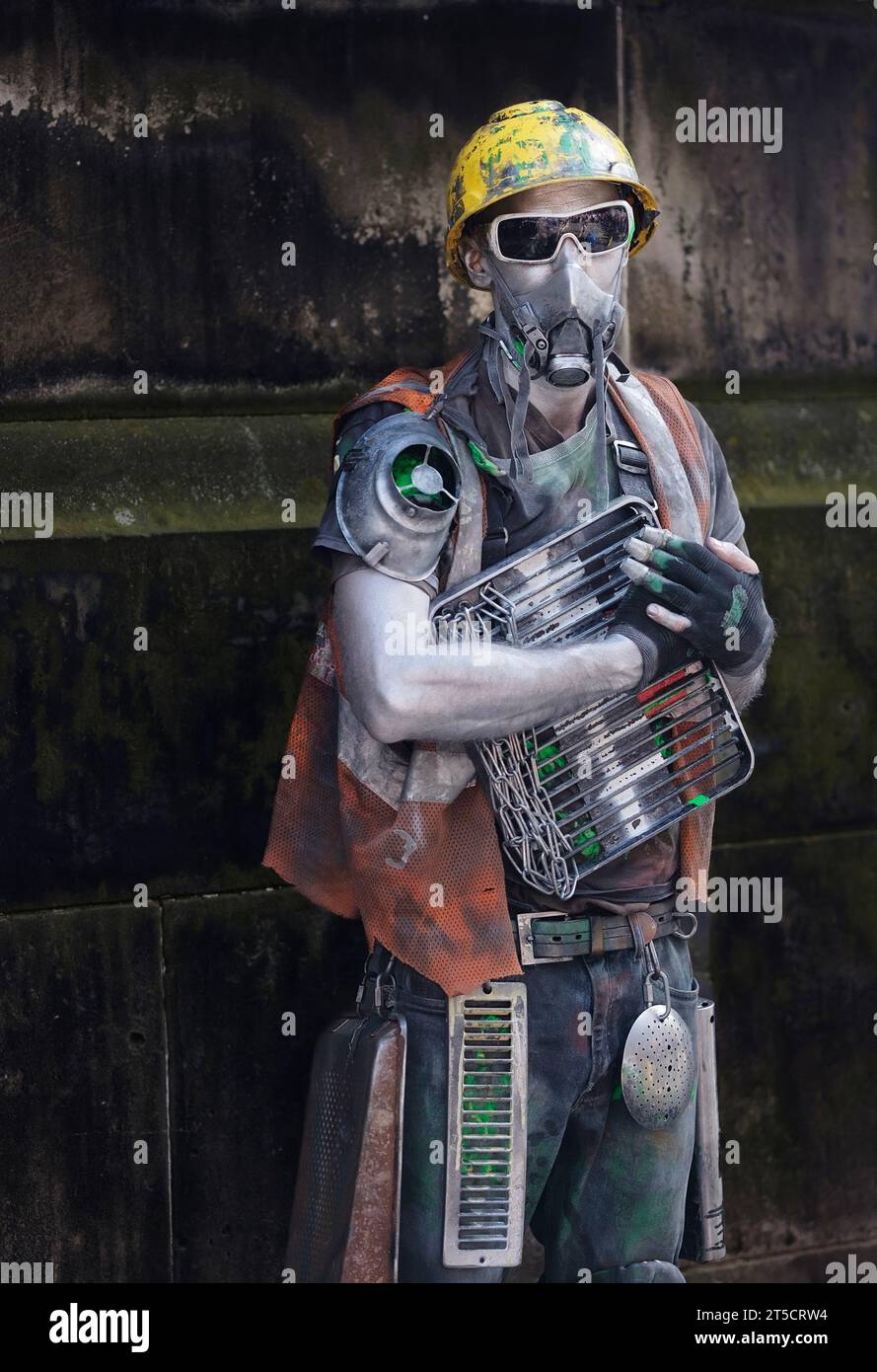 Apokalyptischer Straßenkämpfer beim Edinburgh Fringe Festival Stockfoto