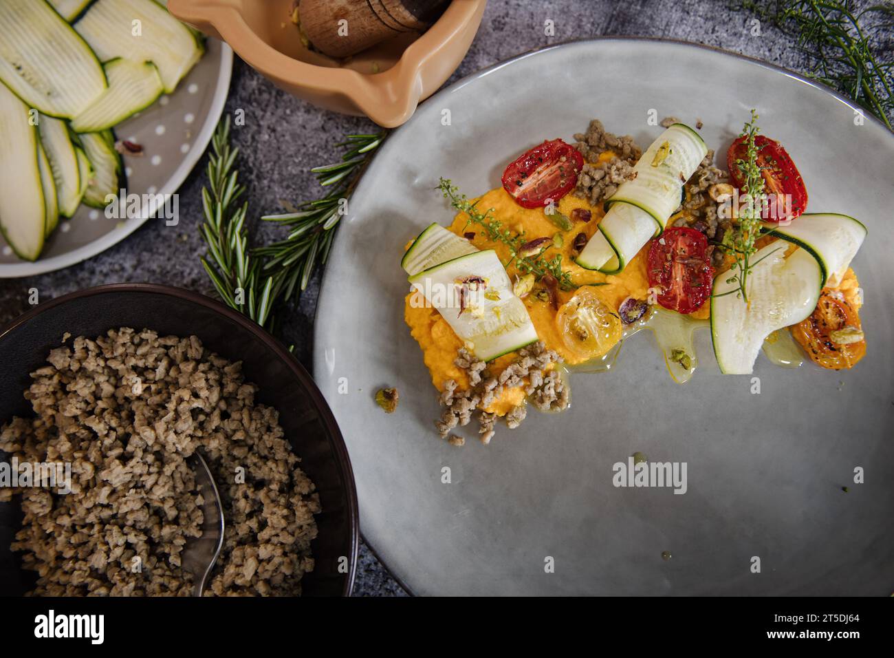 Préparation de Plats végétariens, Dressur, Stockfoto