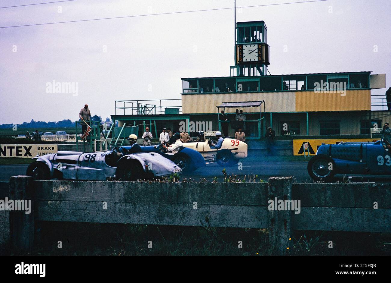 Motorsport-Event auf der Goodwood Racetrack, Chichester, West Sussex, England, August 1963 Stockfoto