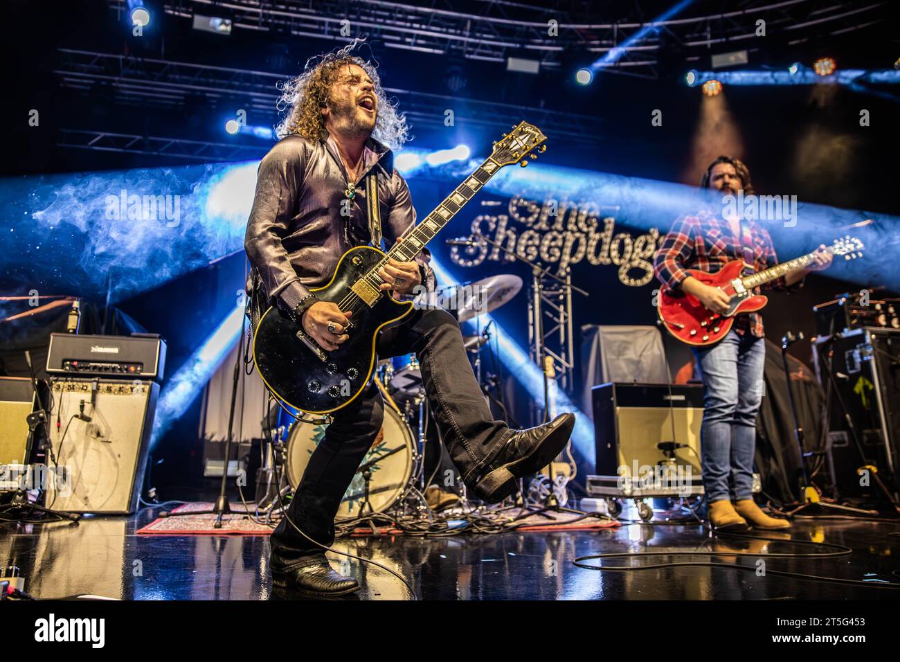 Mailand, Italien. November 2023. Die kanadische Band THE SHEEPDOGS tritt live auf der Bühne von Fabrique auf und eröffnet die Show von Larkin Poe. Vermerk: Rodolfo Sassano/Alamy Live News Stockfoto