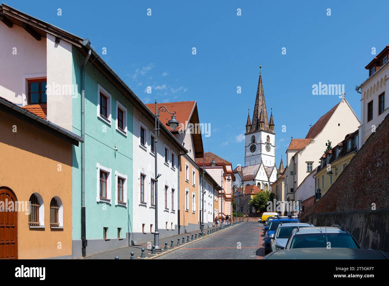 Straße von Sibiu (Rumänien), lutherische Kathedrale Stockfoto