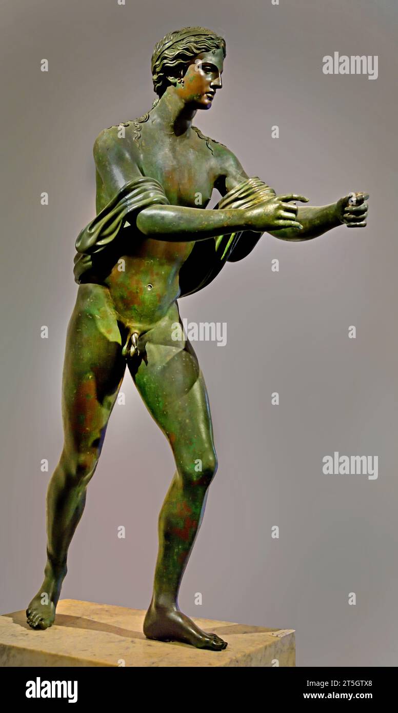 Apollo schießt einen Pfeil aus dem Tempel des Apollo in Pompeji 1 (2. Jahrhundert v. Chr.) nationales Archäologisches Museum von Neapel Italien. Stockfoto