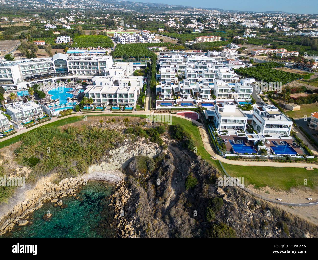 Exklusive Villen am Meer, Kissonegra, Paphos, Zypern Stockfoto