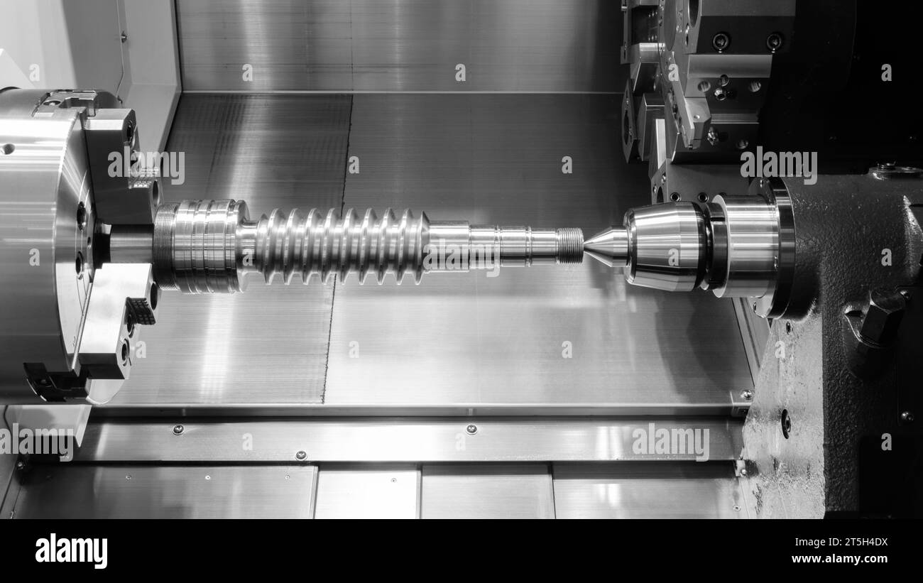 Fertigung CNC-Profi-Drehmaschine, Industrial Concept. Stockfoto