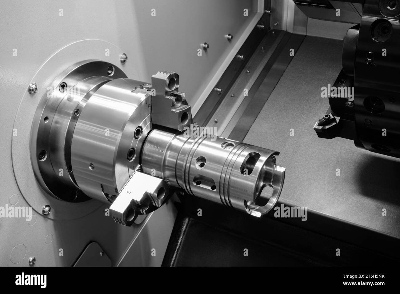 Fertigung CNC-Profi-Drehmaschine, Industrial Concept. Stockfoto