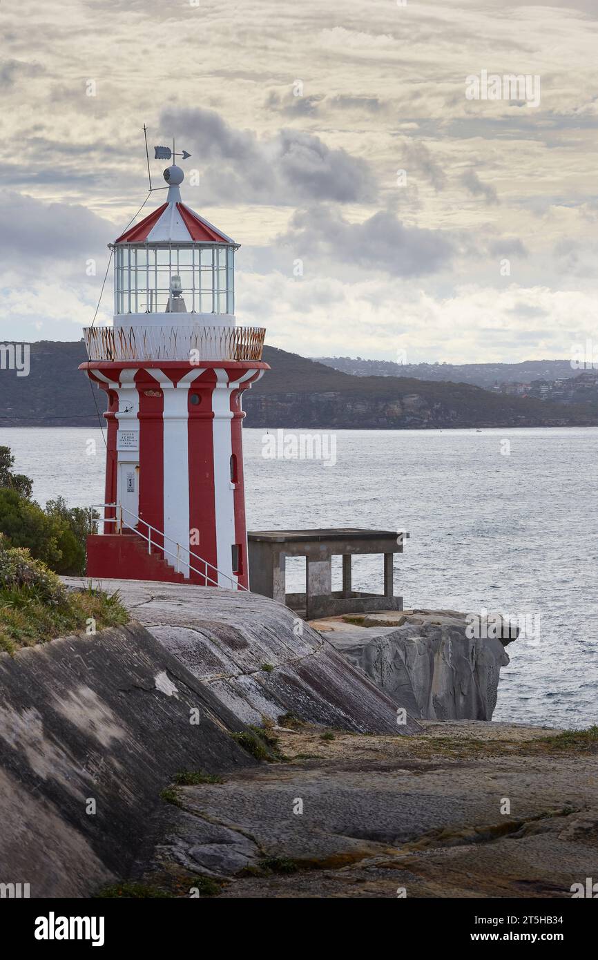 Der Hornby Lighthouse markiert den südlichen Eingang zu Port Jackson (Sydney Harbour) und wird seit den 1840er Jahren kontinuierlich genutzt Stockfoto