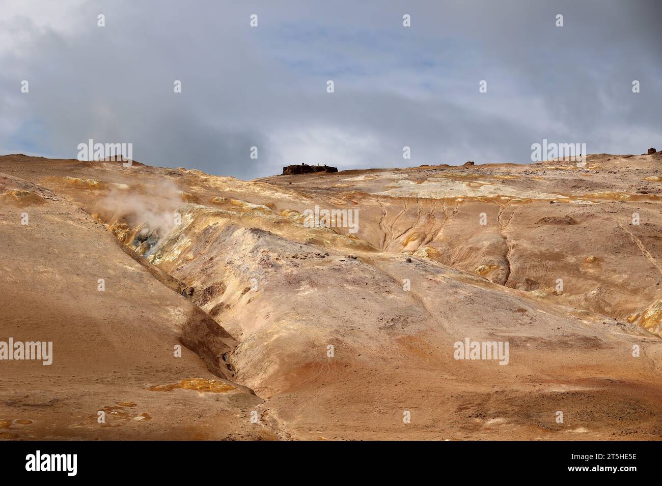 Namaskard-Myvatn geothermisches Gebiet mit seinen zahlreichen heißen Quellen im Vulkansystem Krafla Stockfoto