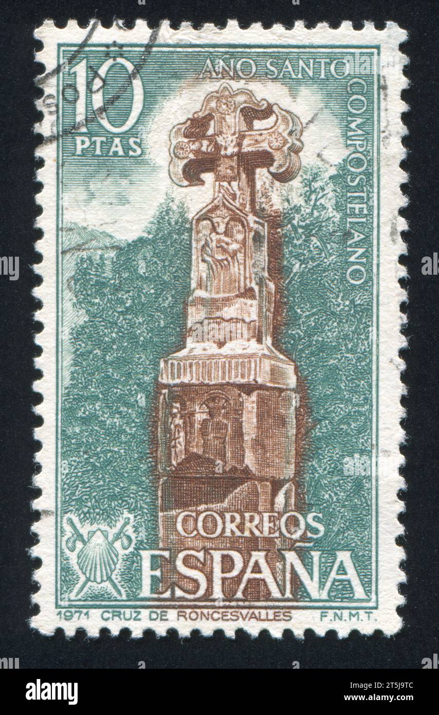 SPANIEN - UM 1971: Briefmarke gedruckt von Spanien, zeigt Kreuz von Roncesvalles, um 1971 Stockfoto