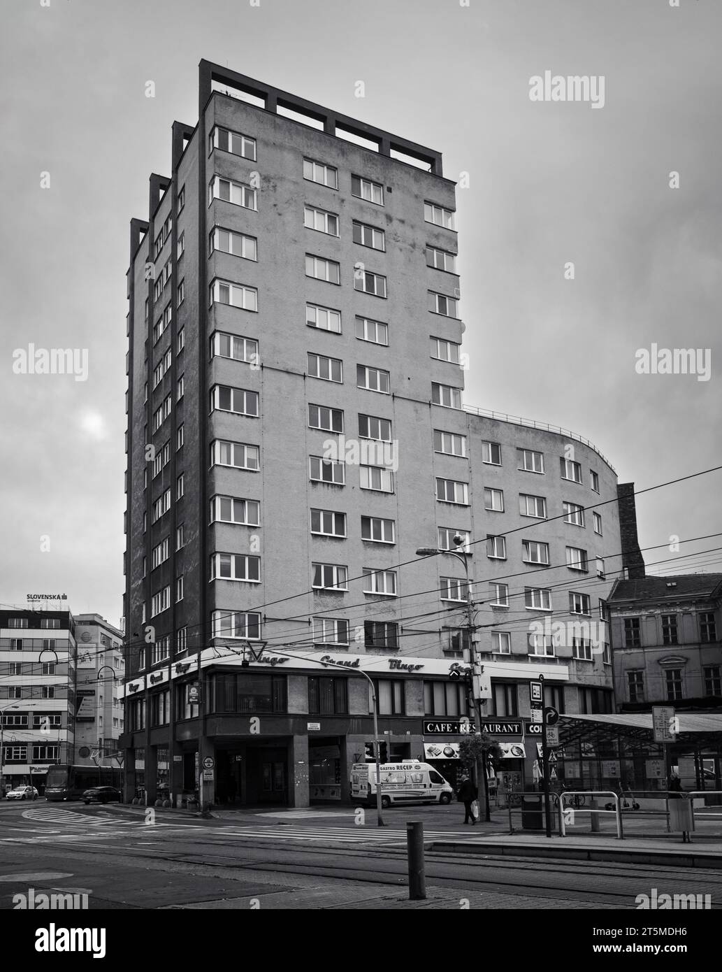Manderla, Manderl8n, Residenzgebäude im Zentrum von Bratislava, 1935, Architekten Christian Ludwig, Emerich Spitzer, Augustín Danielis Stockfoto