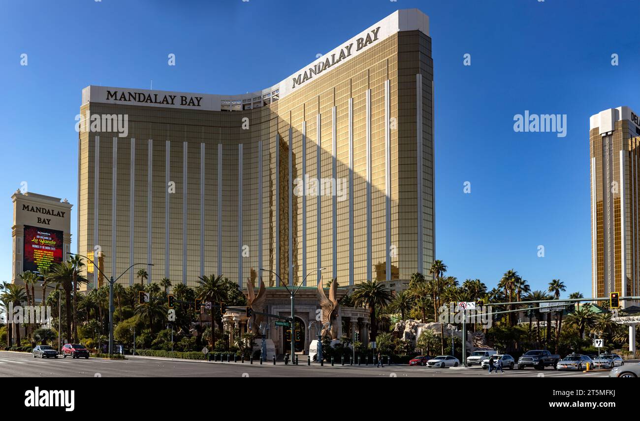 Las Vegas, USA; 18. Januar 2023: Foto des Mandalay Bay Hotel and Casino auf dem Las Vegas Strip, das vom Meer inspirierte Hotel in Stockfoto