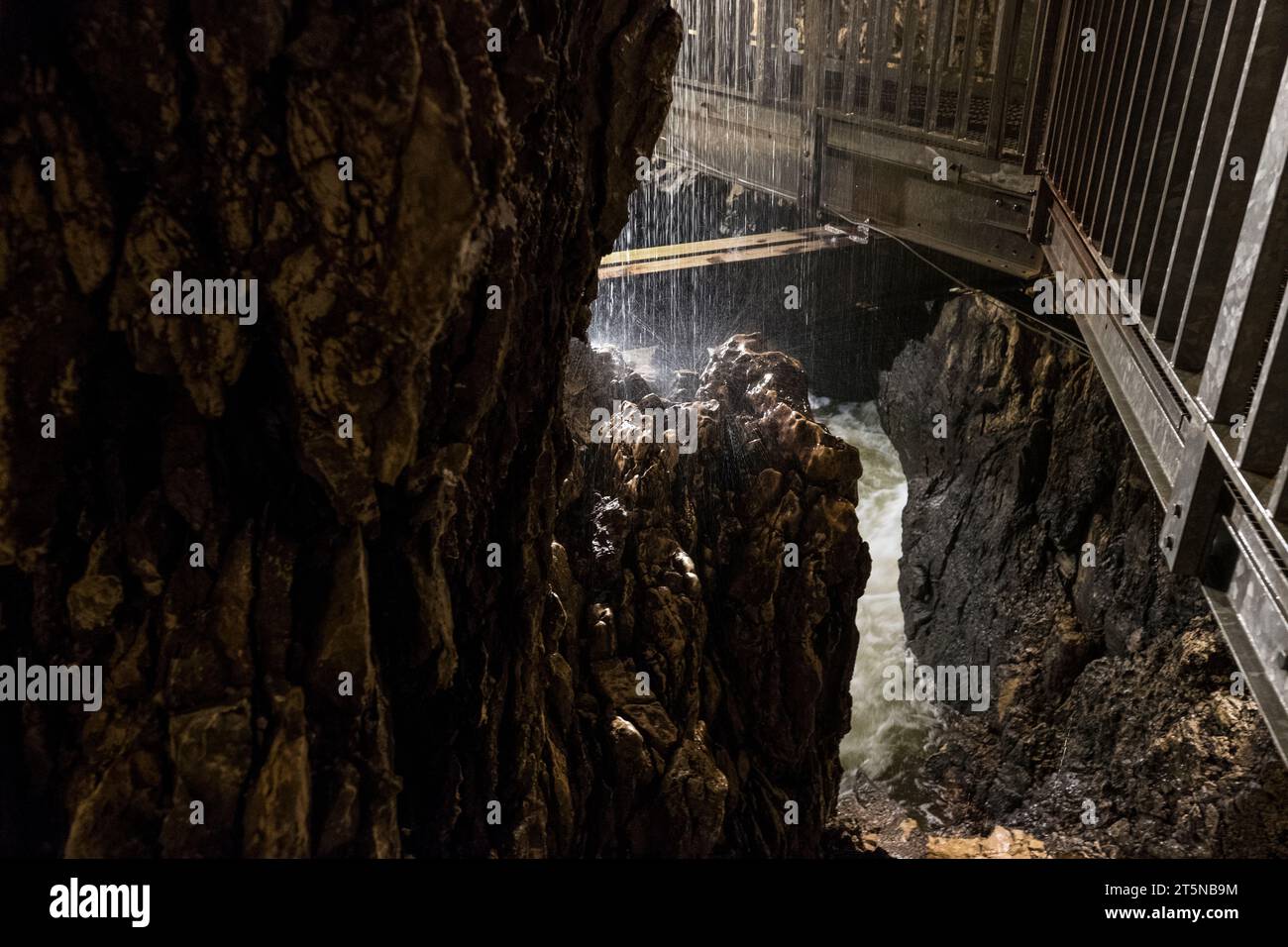 Höhlen von Vallorbe, Schweiz Stockfoto