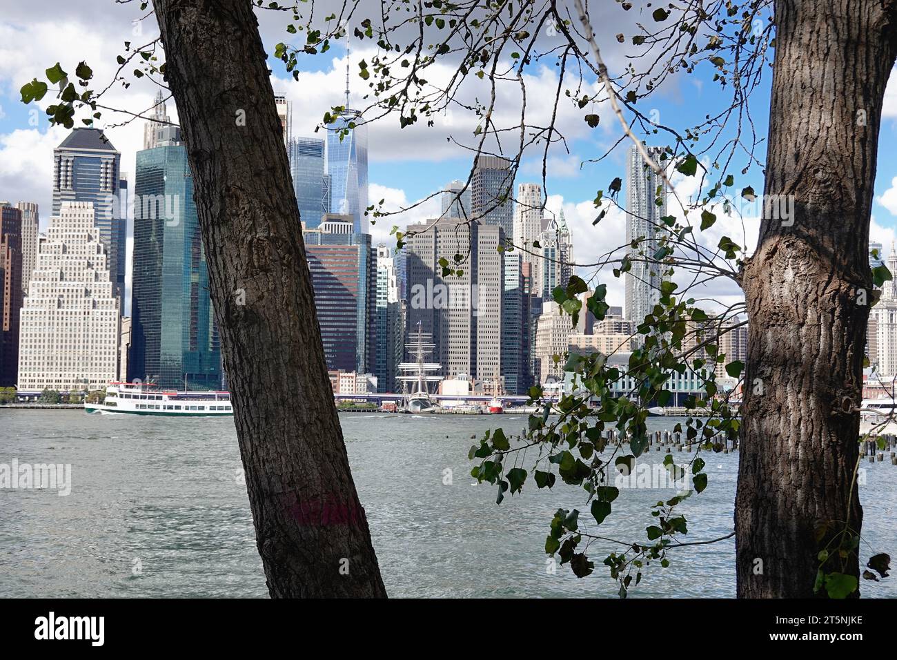 Blick auf Lower Manhattan über den Hudson River Stockfoto