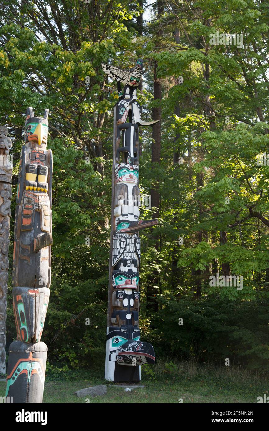 Der Chief Wakas Totem Pole. Kunst- und Totempfähle der First Nations, Stanley Park, Vancouver, Kanada Stockfoto