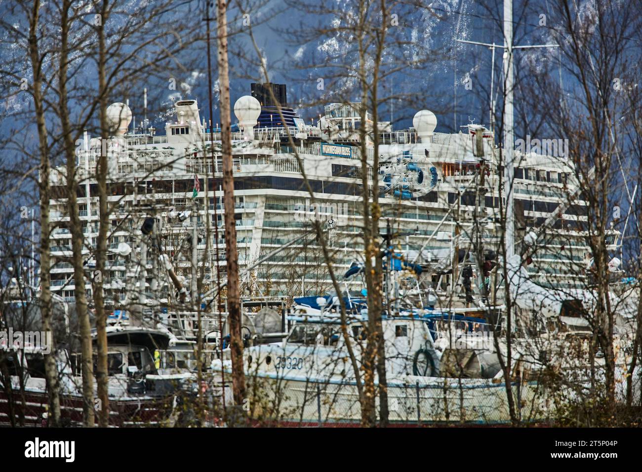 Skagway Alaska Norwegian Bliss Kreuzfahrtschiff für Norwegian Cruise Line im Hafen. Stockfoto