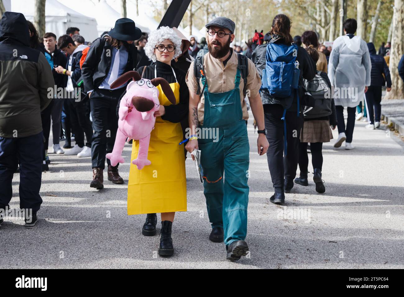 Lucca, Italien. November 2023. A General View of a Courage the Cosplayer of Cowardly Dog beim Lucca Comics & Games 2023 Festival am 03. November 2023 in Mailand (Foto: Alessandro Bremec/NurPhoto)0 Credit: NurPhoto SRL/Alamy Live News Stockfoto