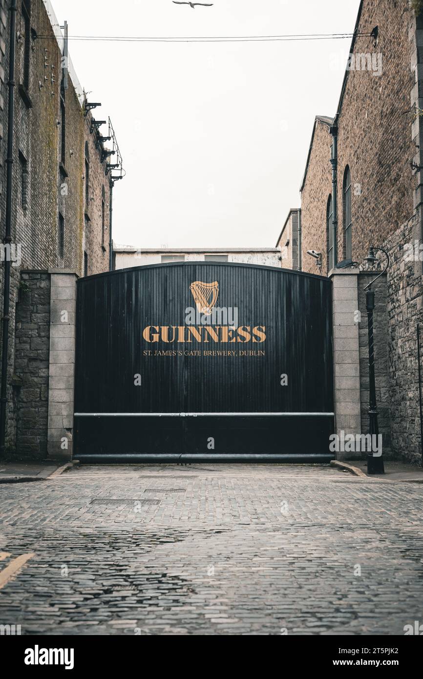 Guinness Storehouse Gates, Dublin, IE Stockfoto