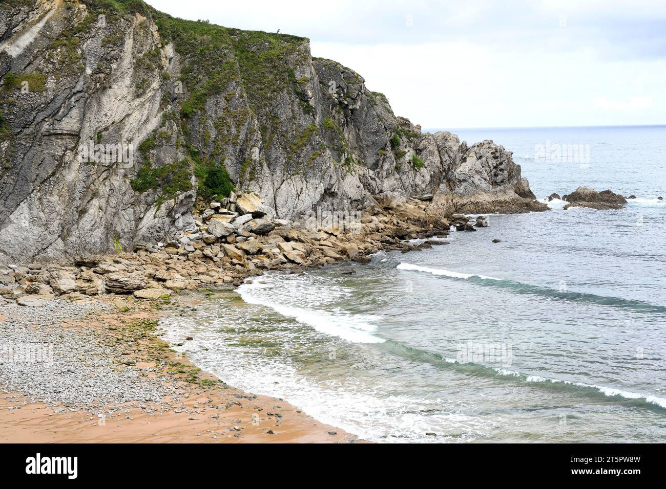 Covachos Beach. Soto de la Marina, Kantabrien, Spanien. Stockfoto