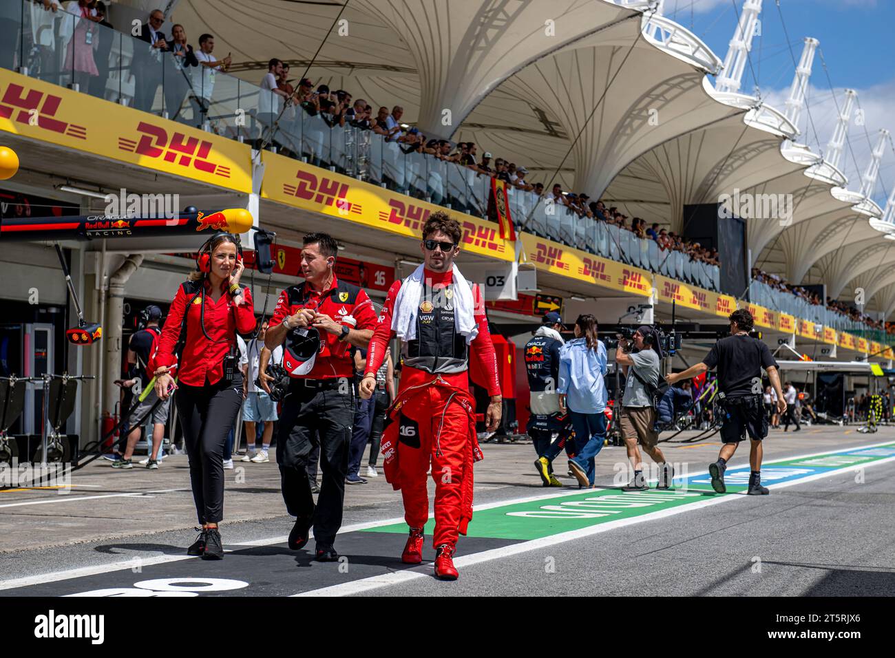 São Paulo, Brasilien, am 5. November tritt Charles Leclerc aus Monaco für Ferrari an. Renntag, 21. Runde der Formel-1-Meisterschaft 2023. Quelle: Michael Potts/Alamy Live News Stockfoto