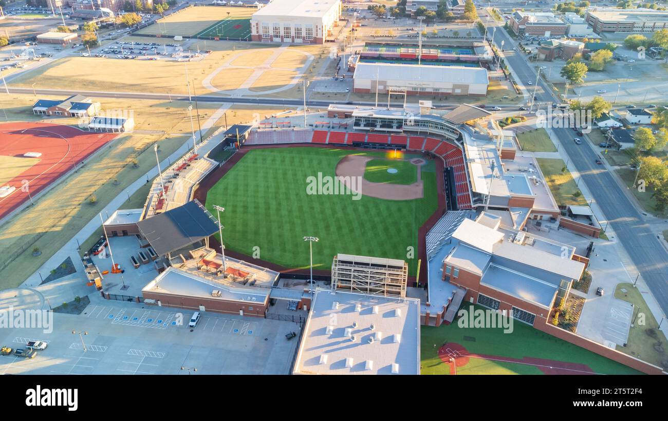 Stillwater, OK - 3. November 2023: Das O'Brate Stadium ist das Heimstadion des Baseballteams der Oklahoma State University Cowboys Stockfoto