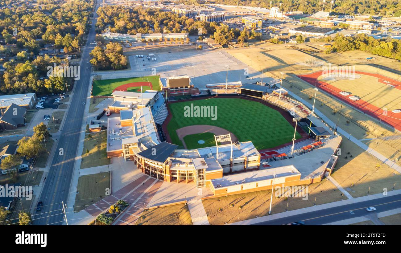 Stillwater, OK - 3. November 2023: Das O'Brate Stadium ist das Heimstadion des Baseballteams der Oklahoma State University Cowboys Stockfoto
