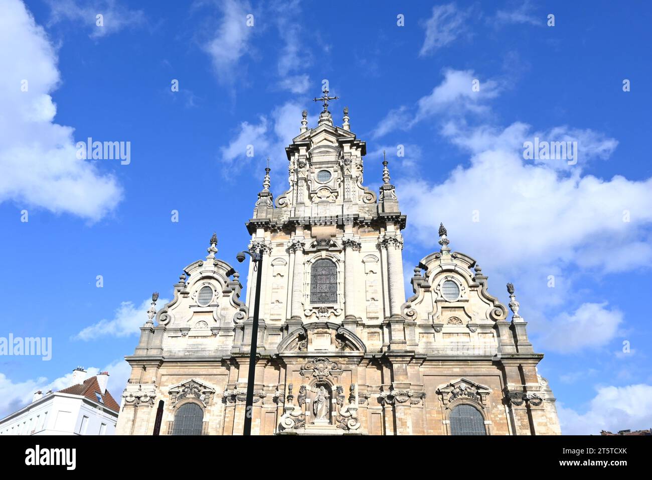 Vorderseite der Kirche St. Johannes der Täufer in der Béguinage (Eglise Saint-Jean-Baptiste au Béguinage) – Brüssel Belgien – 24. Oktober 2023 Stockfoto