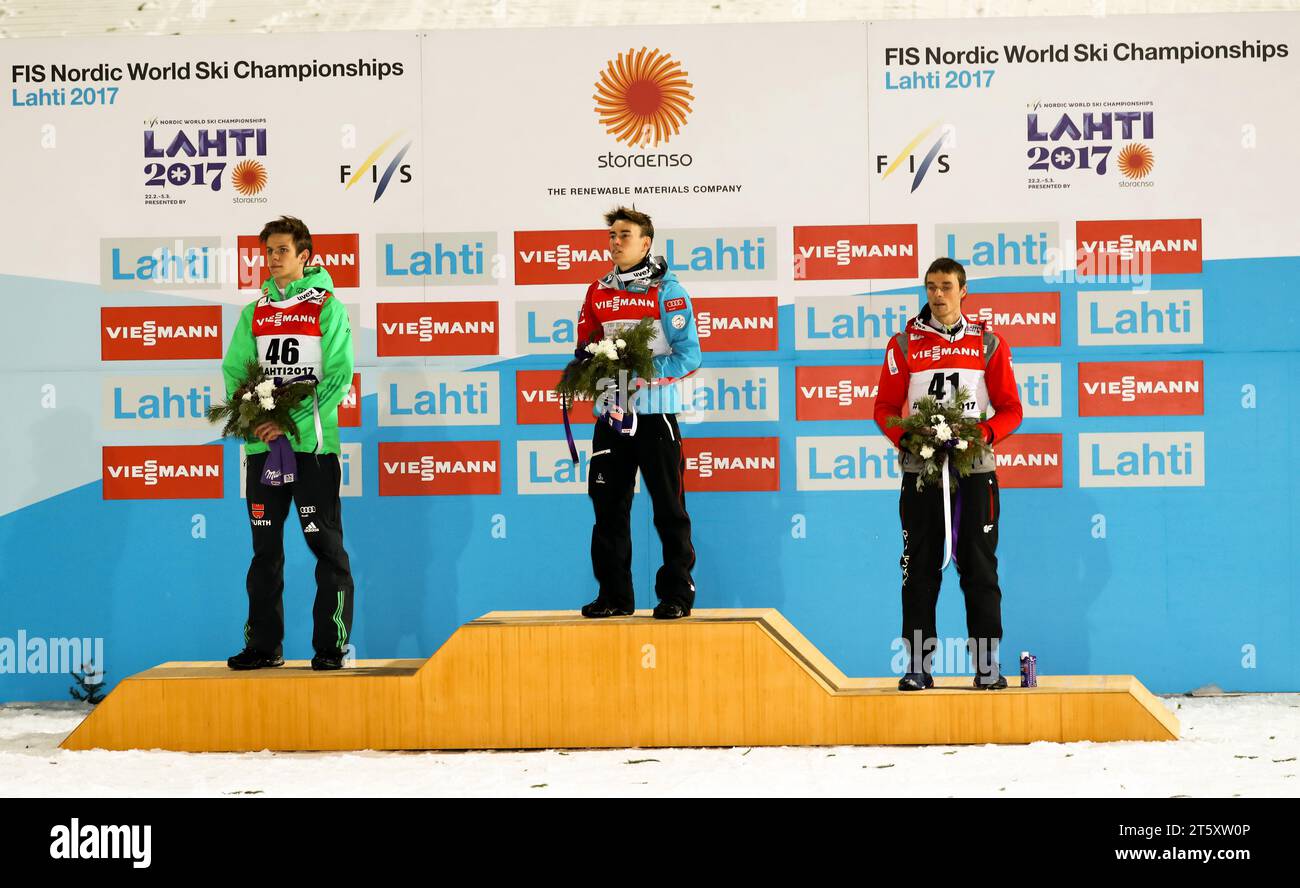 FIS NORDISCHE SKI-WELTMEISTERSCHAFT Skisprung Männer großer Hügel Einzelperson von links: Andreas Wellinger (DE) // Andreas Wellinger aus Deutschland, Stefan Kraft (AUT) // Stefan Kraft aus Österreich, Piotr Zyla (POL) // Piotr Zyla aus Polen Stockfoto