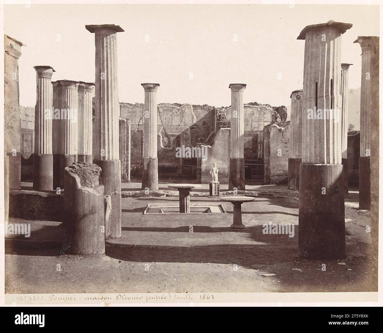 Überreste des Hauses Oleonio in Pompeji, Italien, Giorgio Sommer (zugeschrieben), 1867–1870 Stockfoto