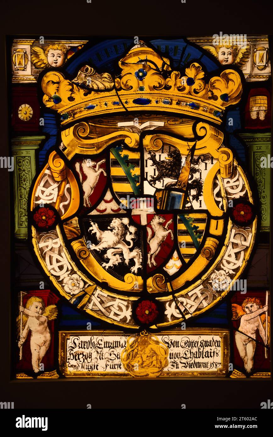 Heraldisches Glasfenster mit Wappen von Karl Emmanuel I. (1562-1630) dem Großen, Herzog von Savoyen '1580-1630) Stockfoto