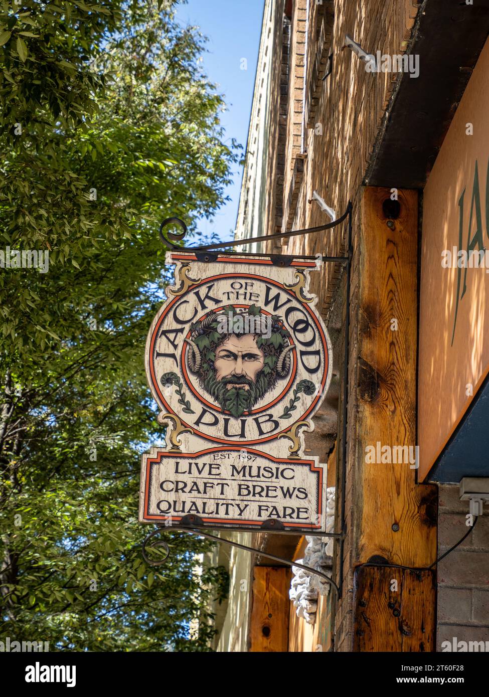 Hölzernes Pub-Schild - Ashevelle, North Carolina Stockfoto