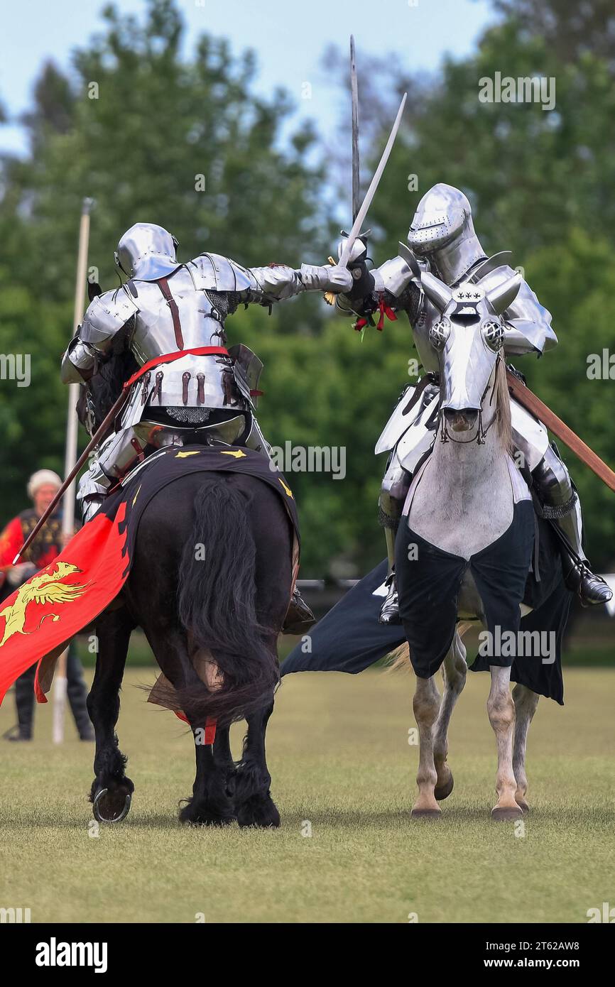Ritterturnier. Mittelalterliche Ritter während eines Turniers. Ritterwettbewerb. Stockfoto