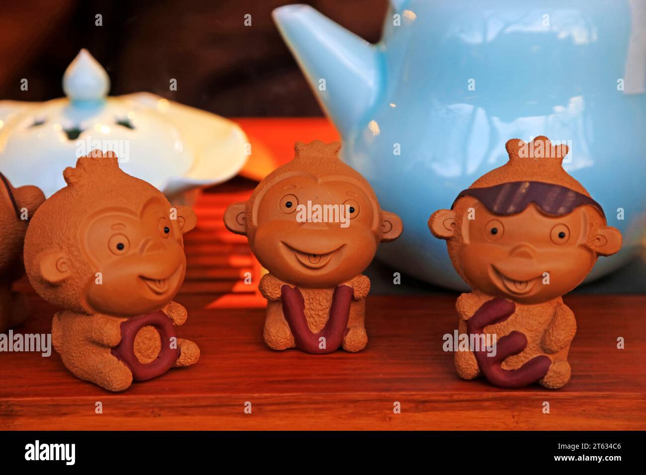Zeichentrickfiguren aus Keramik Stockfoto