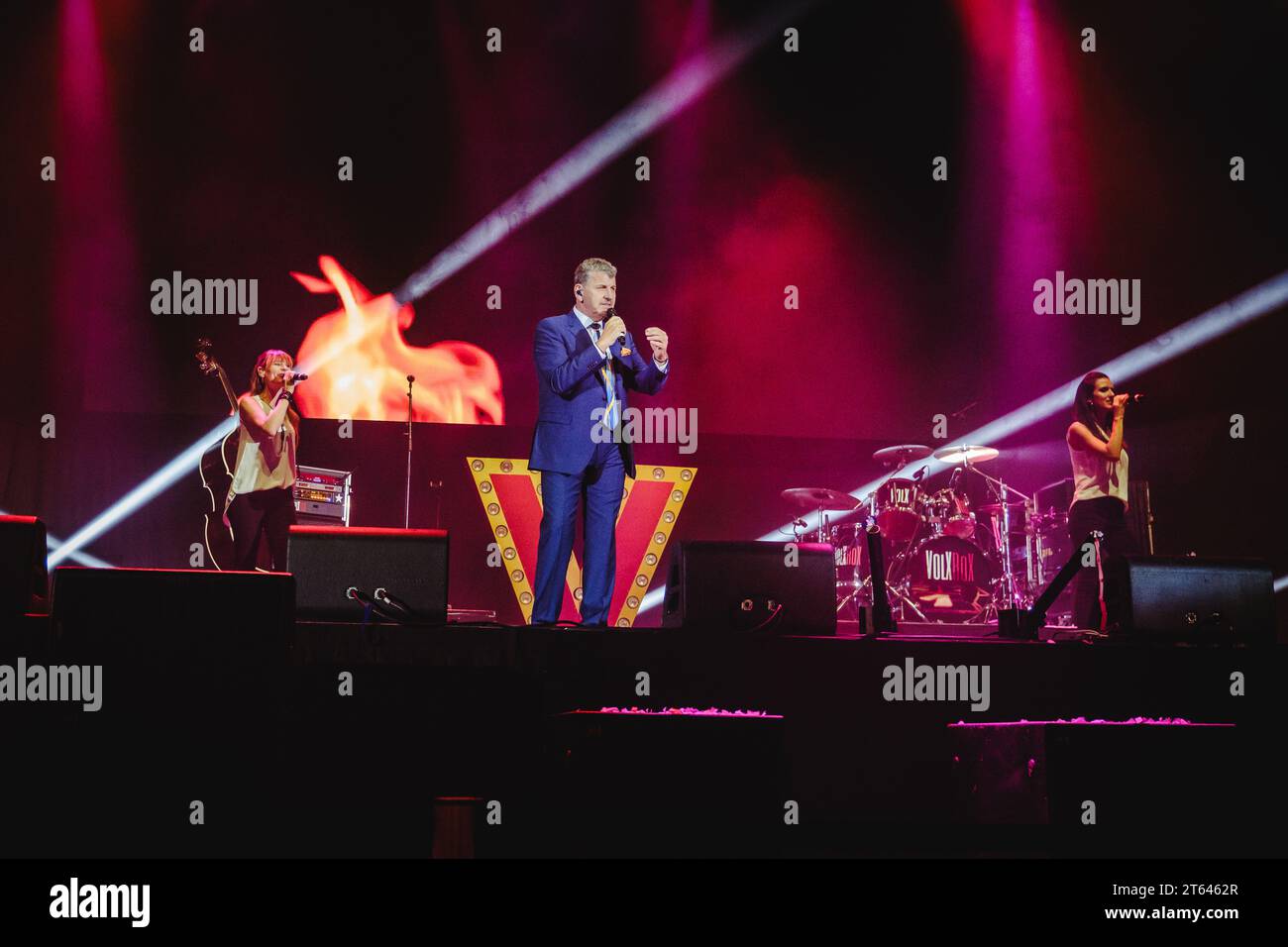 Zürich, Schweiz. Oktober 2023. Der argentinisch-Tiroler Schlagersänger Semino Rossi konzertiert während der Großen Schlagerparty 2023 im Hallenstadion Zürich. (Foto: Gonzales Foto - Tilman Jentzsch). Stockfoto