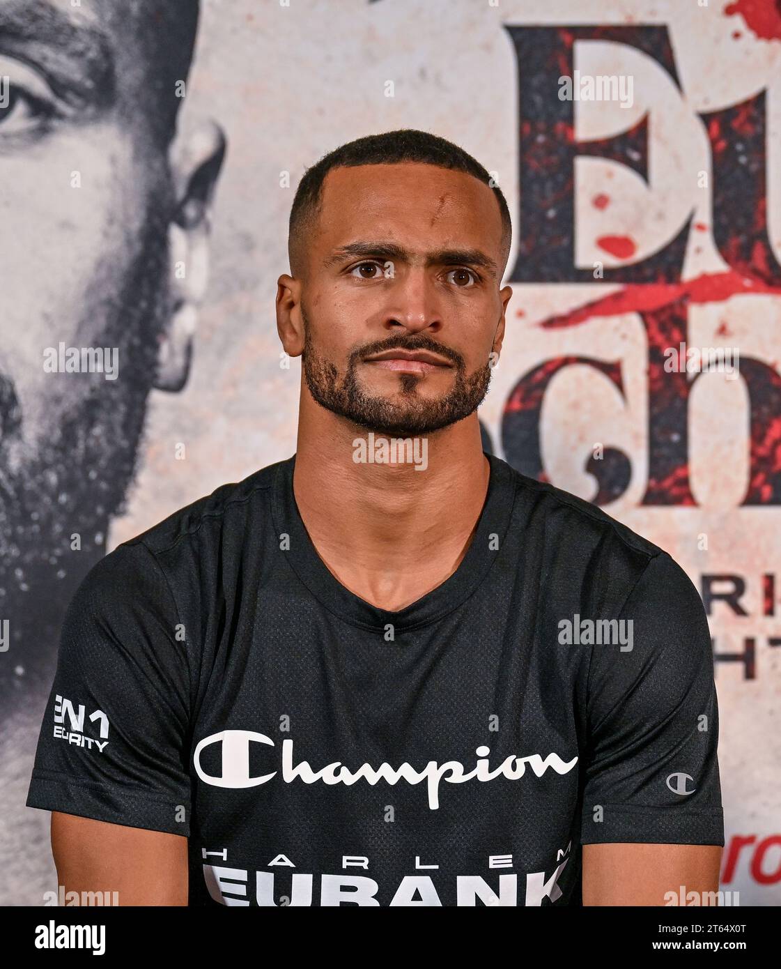 Brighton, Großbritannien. November 2023. Harlem Eubank (PIC) und Timo Schwarzkopf während der Pressekonferenz vor ihrem Super Lightweight Klassenkampf, die am Freitag, den 10. November 2023 in Brighton, East Sussex, im Brighton Centre stattfinden sollte. Quelle: LFP/Alamy Live News Stockfoto