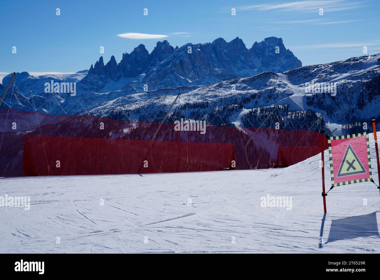 Skigebiet Passo San Pellegrino-Falcade, Tre Valli, Pala-Gruppe, Dolomitengruppe, Provinzen Belluno, Falcade, Belluno, Italien Stockfoto