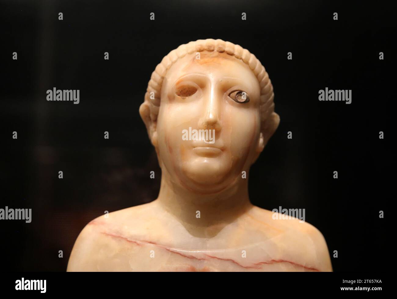 Calcit-Statue einer stehenden Frau. Sabäische Periode. 1.-2. Jahrhundert v. Chr. Jemen. British Museum. London. GBR Stockfoto