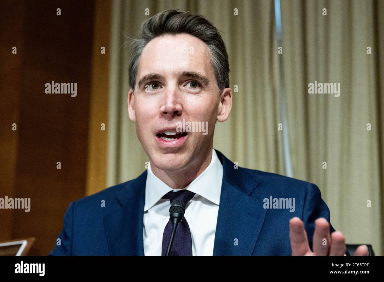 US-Senator Josh Hawley (R-MO) sprach bei einer Anhörung im US-Capitol. (Foto: Michael Brochstein/SIPA USA) Stockfoto