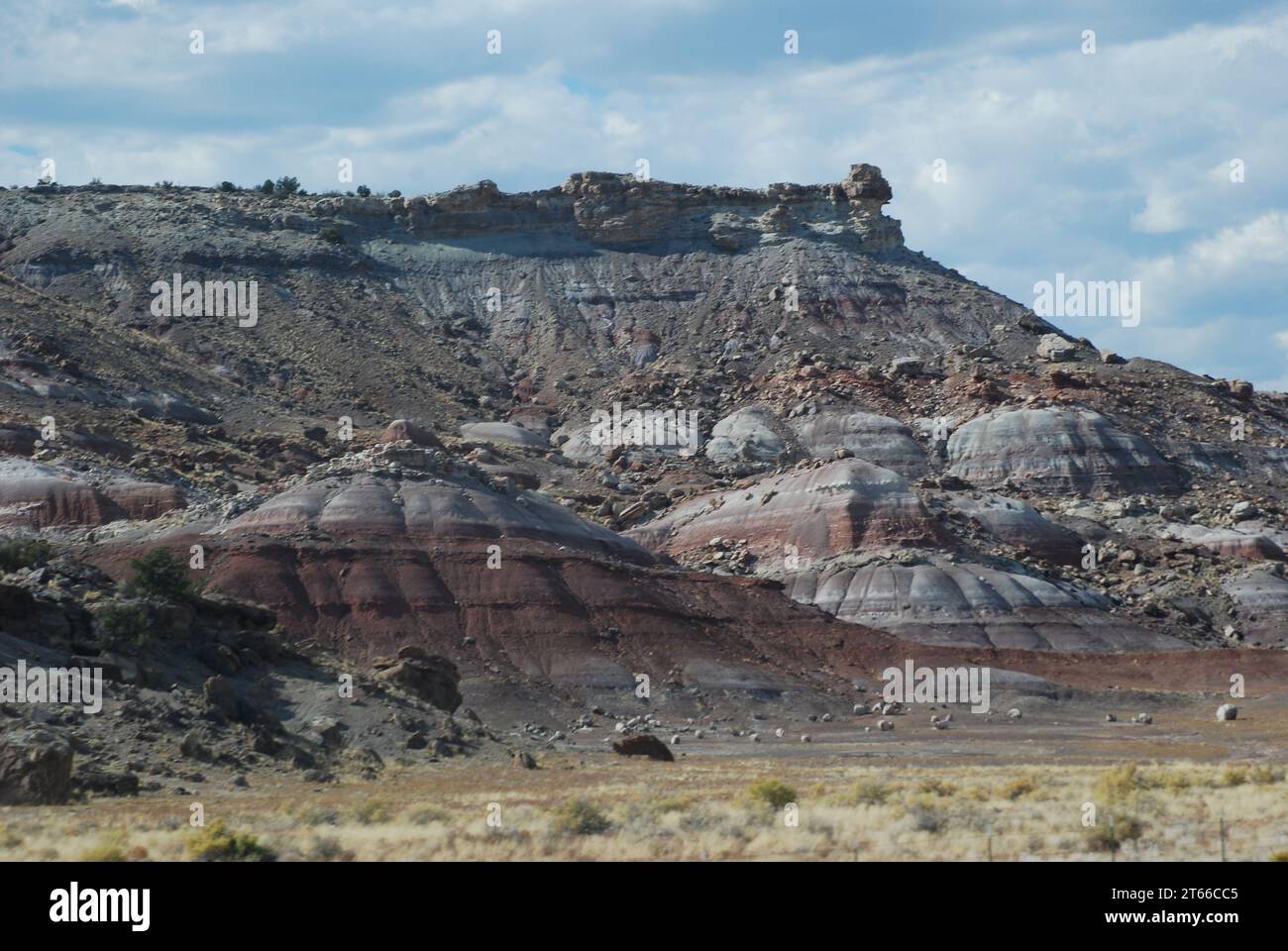 Die Seiten der antiken Geschichte sind in den Klippen und Canyons von South Central Utah geschrieben, wo die freigelegte Geologie bis in die Zeit der Dinosaurier zurückreicht. Stockfoto