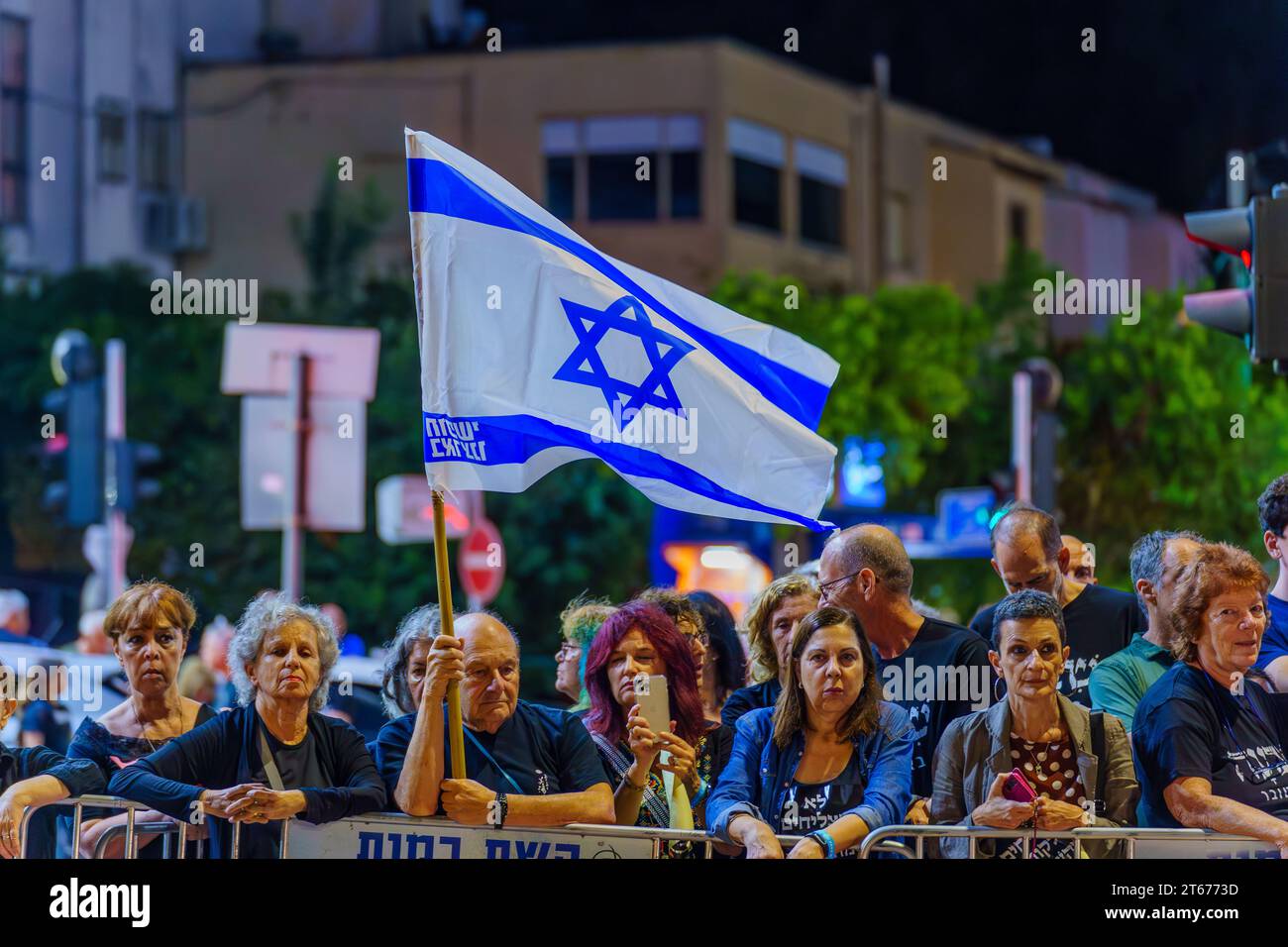 Haifa, Israel - 7. November 2023: Eine Versammlung zum Gedenken an das Massaker der Hamas-Terroristen am 07. Oktober. Haifa, Israel Stockfoto